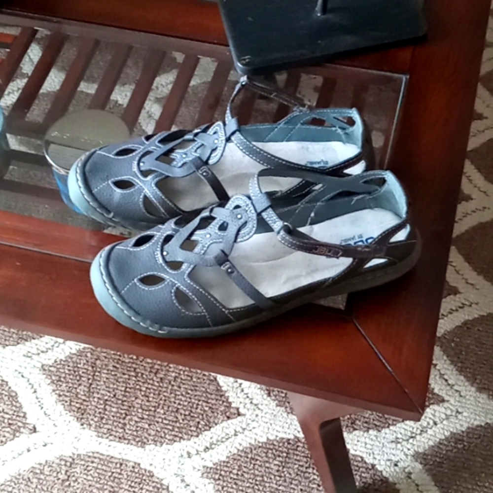 JBU Casual shoes